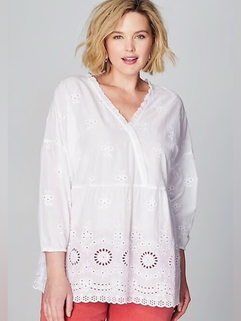 J.Jill Breathable Embroidered Eyelet‎ V-Neck Tunic Top Coastal Nautical Women MP